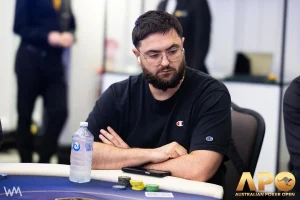 Huyền thoại poker người Úc Joe Hachem trở lại ngày thi đấu thứ 2 của giải đấu mở màn Aussie Millions 2026, với mục tiêu lật ngược tình thế với 146.000 chip.