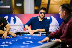 Alex Foxen 在美國撲克公開賽奪下 PGT 生涯第 13 冠，與 Sam Soverel 並列歷史第一。