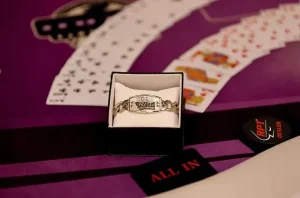 Roughrider 撲克巡迴賽蒙大拿州撲克錦標賽將於 5 月 1 日至 3 日在比靈斯酒店暨會議中心舉行。