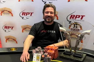 Terry Ketterer giành chiến thắng tại Giải vô địch Poker RPT Nam Dakota tại Sòng bạc Silverado Deadwood.