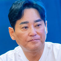 Jun Young Park