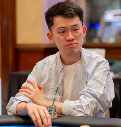 Yinan Zhou