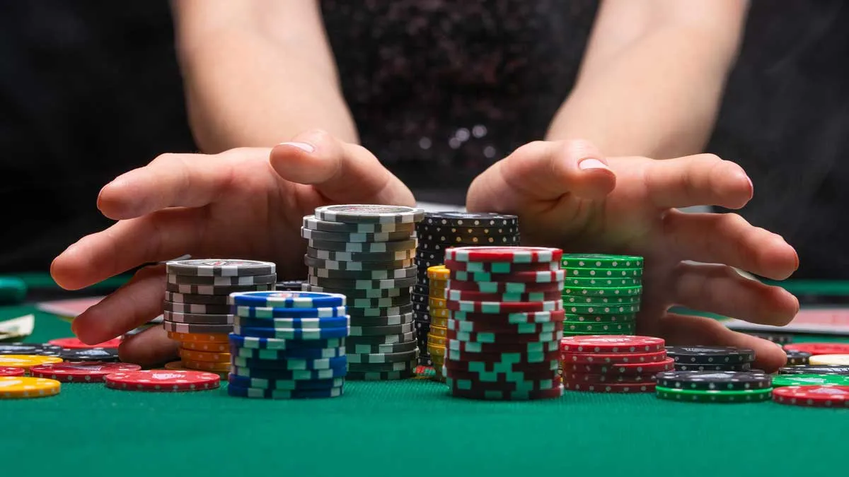 Phân tích ván bài lật ngược tình thế trong Poker All-in: Sơ đồ minh họa cách phân tích các ván lật ngược tình thế kinh điển từ các khía cạnh tỷ lệ thắng, diễn biến bài trên bàn, độ biến động và EV (Giá trị thu nhập).