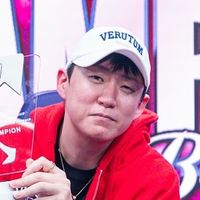 Wooyoung Lee