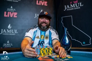 Matthew Gawel赢得Jamul Poker Open主赛事冠军现场照片