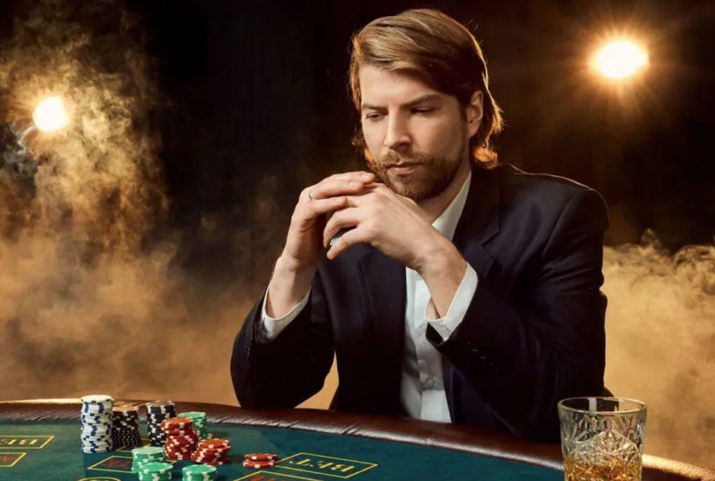 Chiến lược EV dài hạn trong Poker: Sơ đồ minh họa sự khác biệt giữa quyết định và kết quả trong Texas Hold'em.