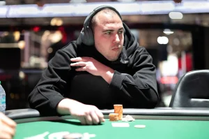 WSOP 亞軍在決賽桌自豪地代表巴勒斯坦