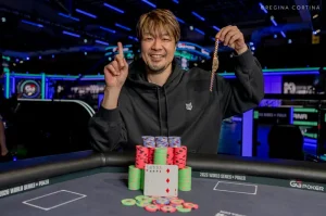 Koji Fujimoto 在奪得 $10k 限注 2-7 三抽冠軍的路上擊敗傳奇