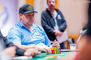 Shaun Deeb 在 $10,000 無限注 2-7 低牌抽牌決賽桌以第五名止步