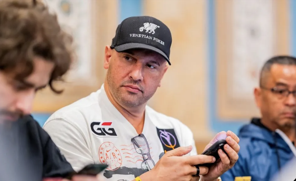 Joao Vieira đang dẫn đầu giải WSOP 50K Poker Players Championship năm 2026.