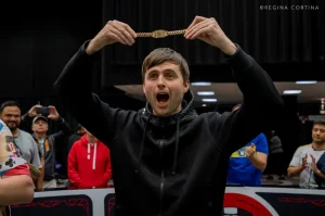 Martin Kabrhel 同時參加三場賽事並贏得第六條 WSOP 金手鍊
