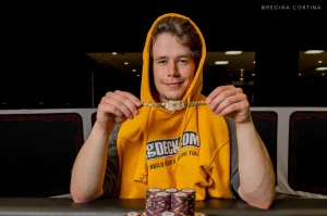 Garrett Dwire wins the first gold bracelet at the 2026 WSOP Summer Saver.