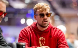Adam Hendrix晉級2026 WSOP Event #99八人桌Day2