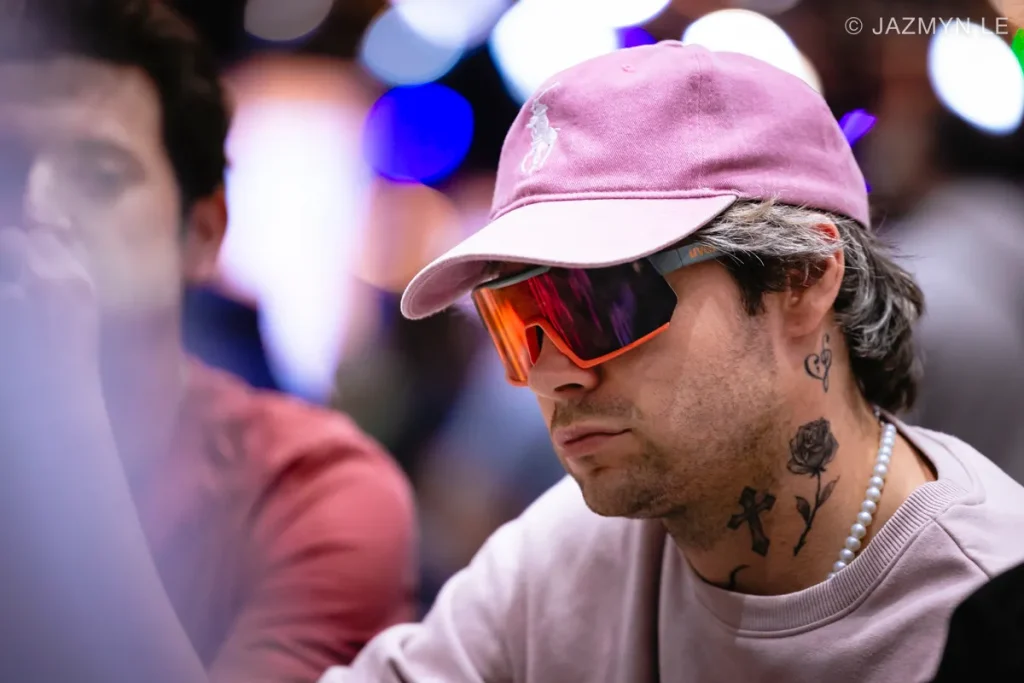 WSOP主賽英雄跟注失敗淘汰牌局