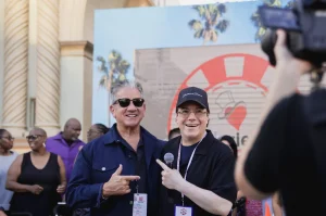 Jamie Gold 与Bruce Buffer 主持南加州慈善扑克赛事为善款筹得$250,000