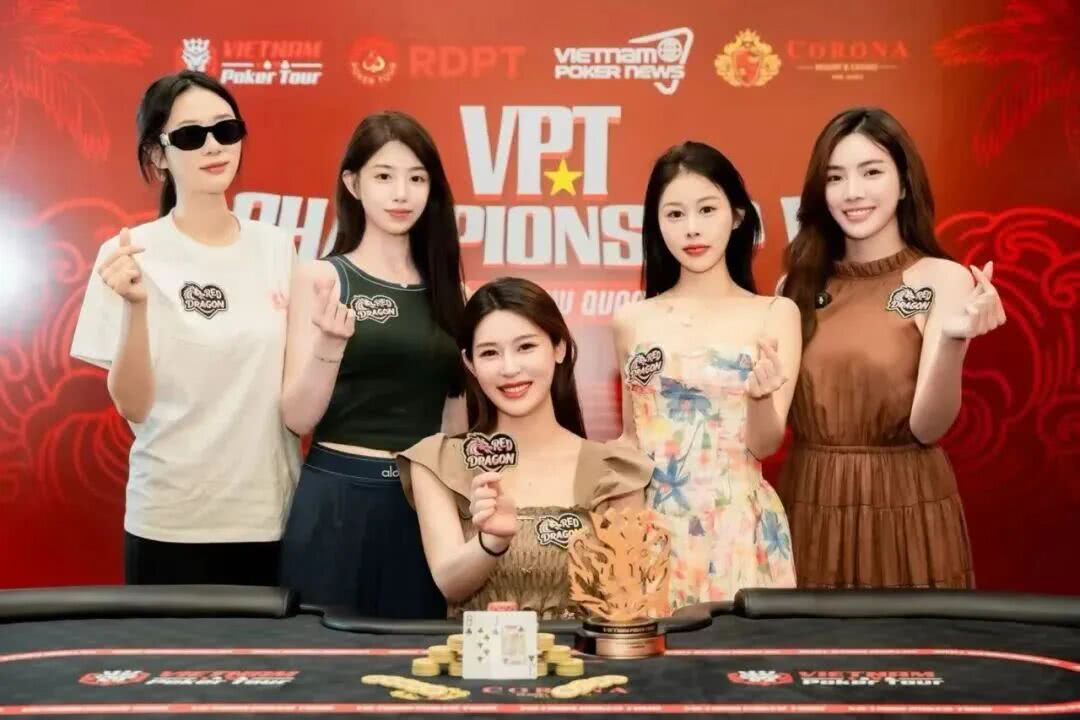 Red Dragon Women's Team Makes an Appearance at Asian Poker Tournament