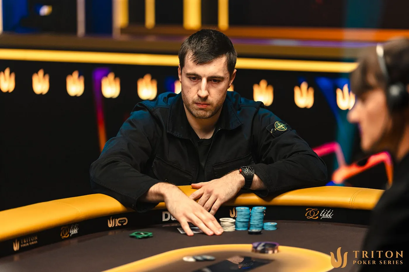 Wiktor Limitless Malinowski's river full house reverses Ossi Monarch Ketola's $1.81 million pot.