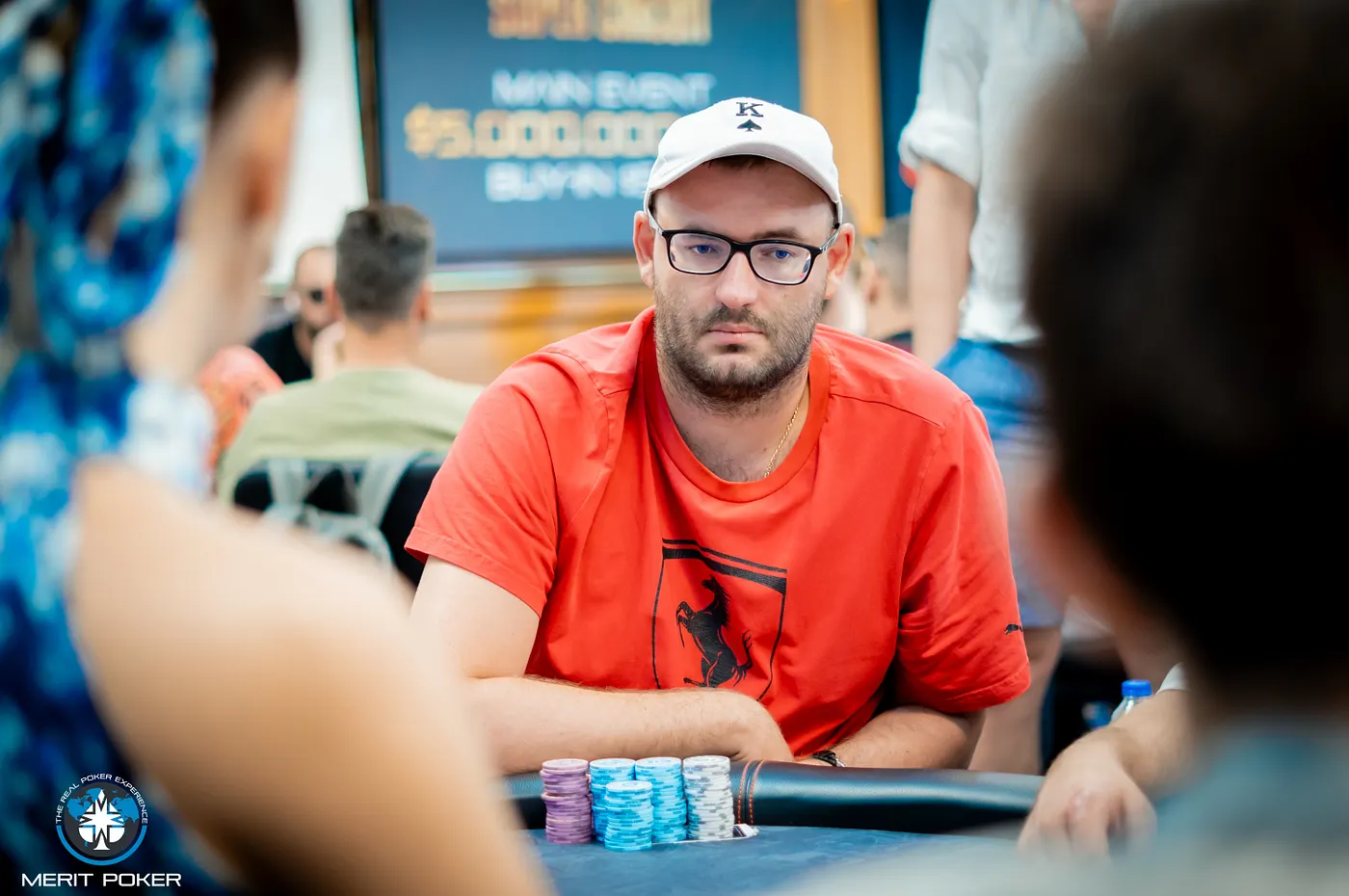 Andrii Novak đã giành chiến thắng tại sự kiện chính WSOP Online năm 2026 và nhận được 3,93 triệu đô la, trong khi Moyan Chen đứng thứ ba.