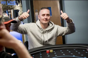 Grosvenor 全國撲克聯盟：Bryan Taylor 的領先地位能否被撼動？