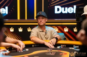Daniel Dvoress在Triton濟州150K十週年特別賽四方All-in河牌同花完成三殺
