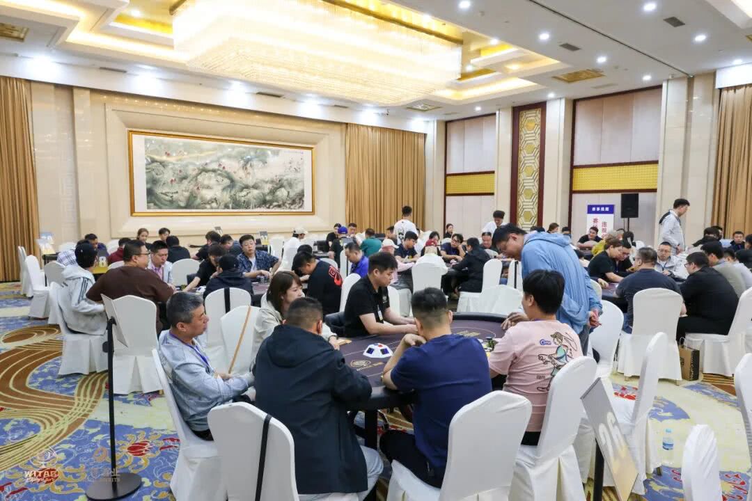 WPA舍得醞智杯濟南站主賽Day1B董超以310500記分牌領跑22人晉級