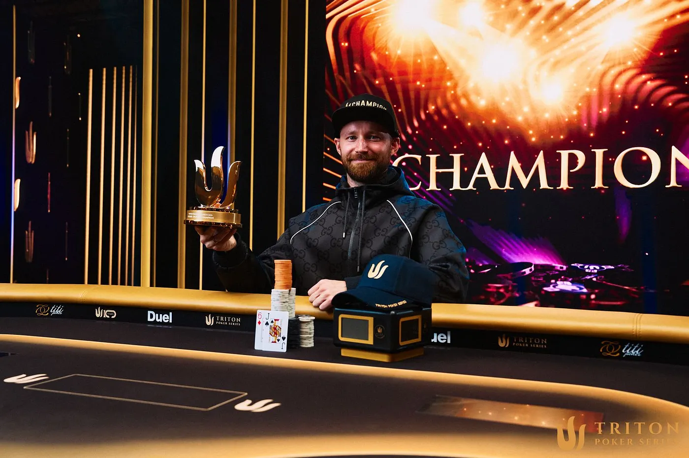 Alex Boika夺得Triton济州站25K NLH 8-Handed生涯首座冠军