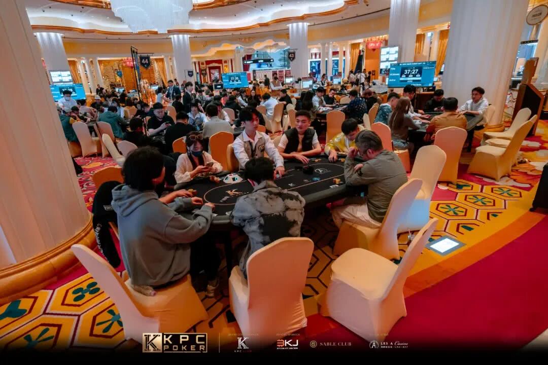 ZHENG ZHUO夺KPC揭幕热身赛冠军，牟悦以684000记分牌领跑KPC主赛A组