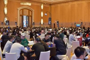 薛臣中以1314000記分牌領跑2026 CPG橫琴灣巡遊賽主賽Day2，136人晉級第三輪